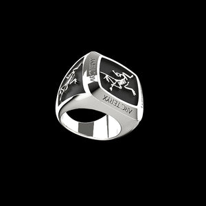 Arcy Signet Ring